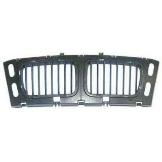 Khlergrill mitte breit fr BMW E34